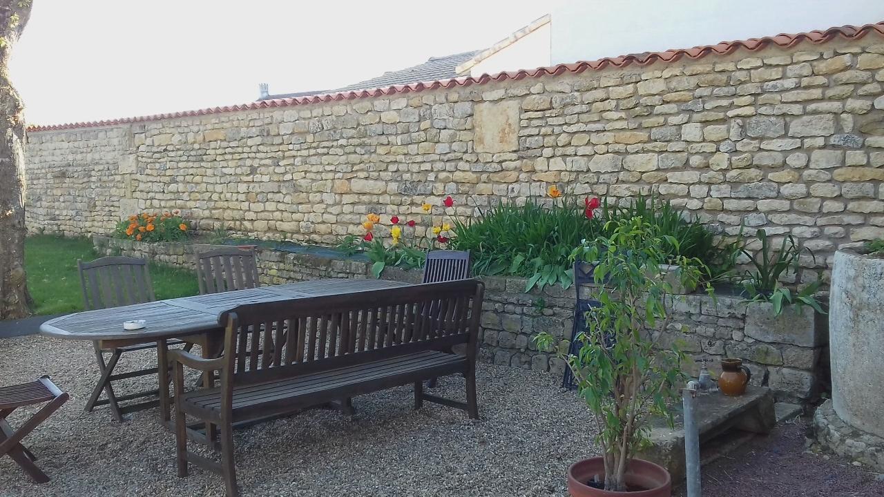 Entre Marais Et Gatine Bed & Breakfast Saint-Pompain Екстериор снимка