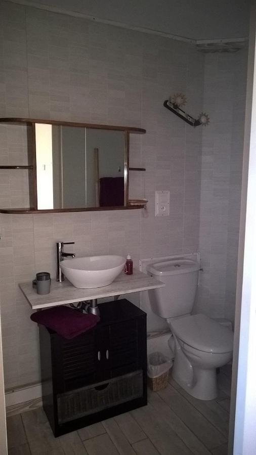 Entre Marais Et Gatine Bed & Breakfast Saint-Pompain Екстериор снимка